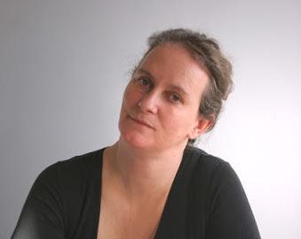 Le Trait – Ep. #1 avec Anne Bony, l’histoire du design racontée par une experte